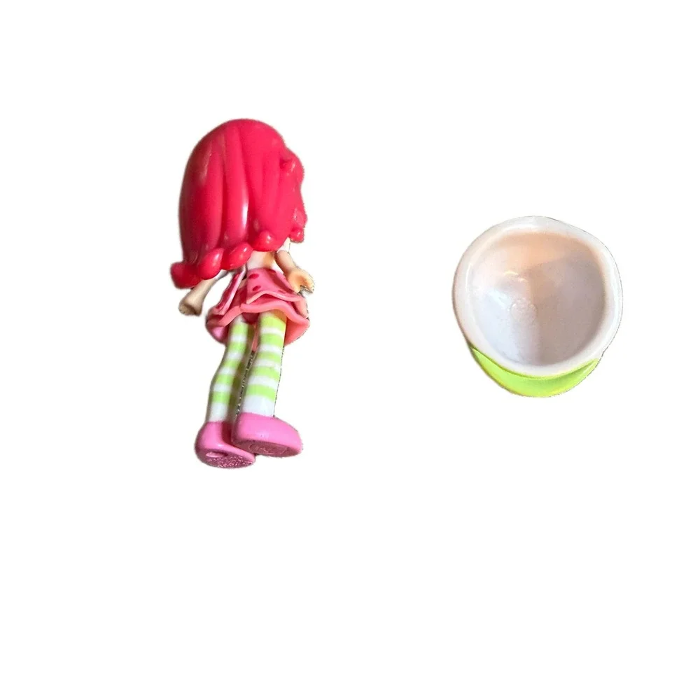 Strawberry Shortcake Doll and Delivery Scooter Trike Playset Pink Green Toy